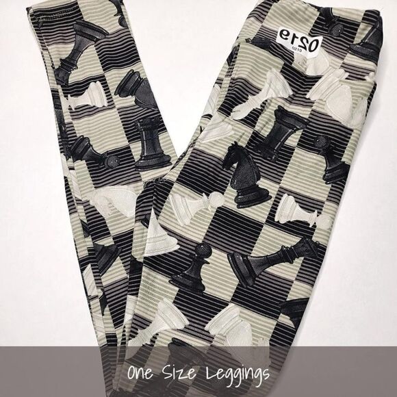 LuLaRoe OS Leggings Chess Pieces NEW - Picture 1 of 1